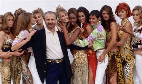 Vent’anni senza Gianni Versace, il genio irriverente della